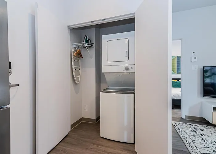 New And Perfectly Located 1 Bedroom Apartment By Den Stays