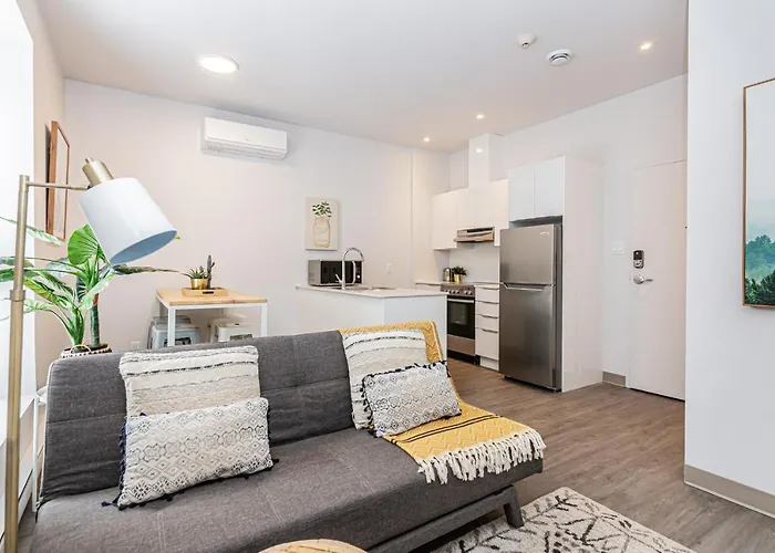 New And Perfectly Located 1 Bedroom Apartment By Den Stays